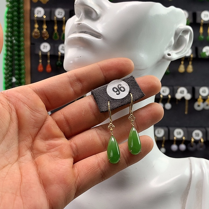 和田玉耳饰18K金镶嵌