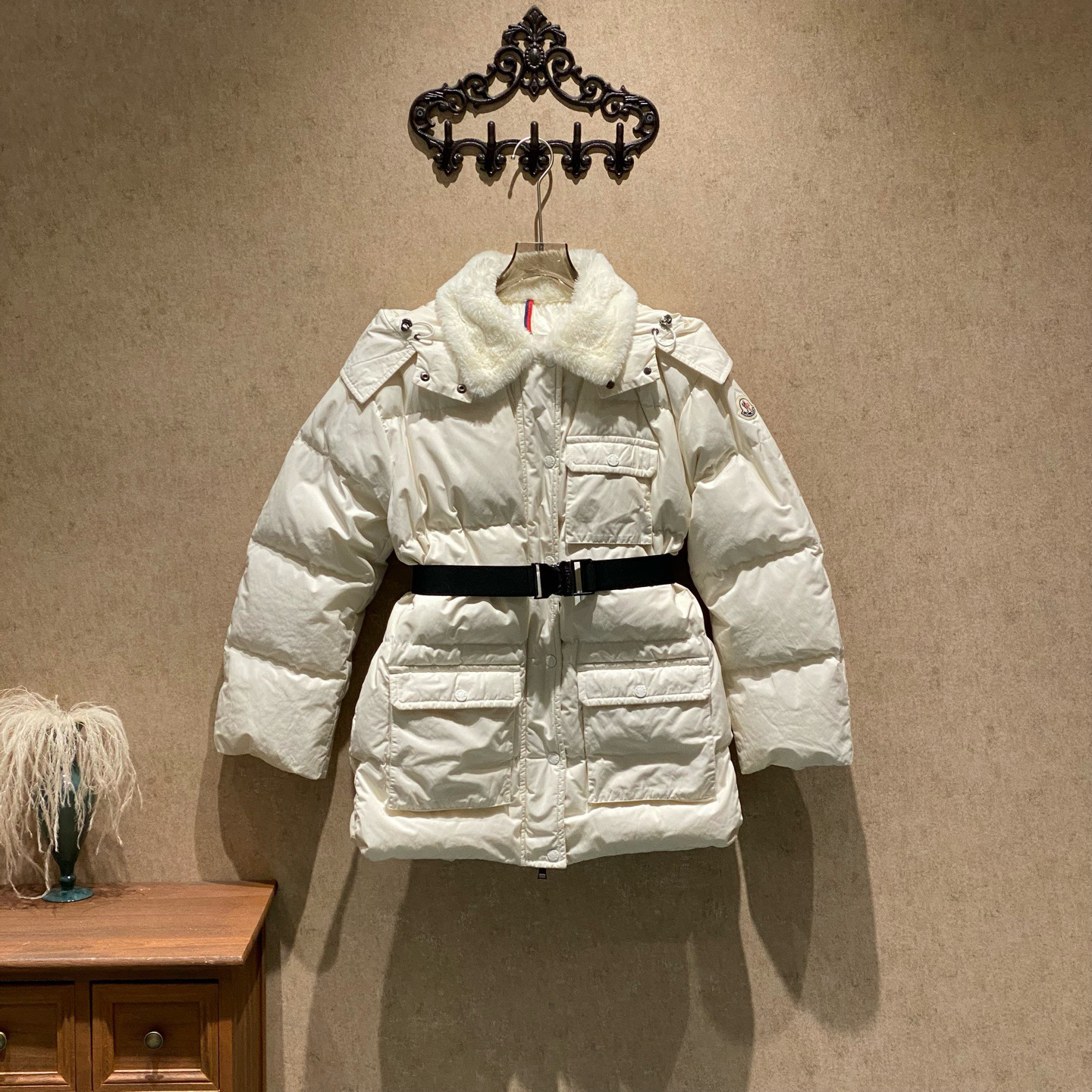 99新 MONCLER 白色徽标刺绣派克羽绒服/1码/99新/26691