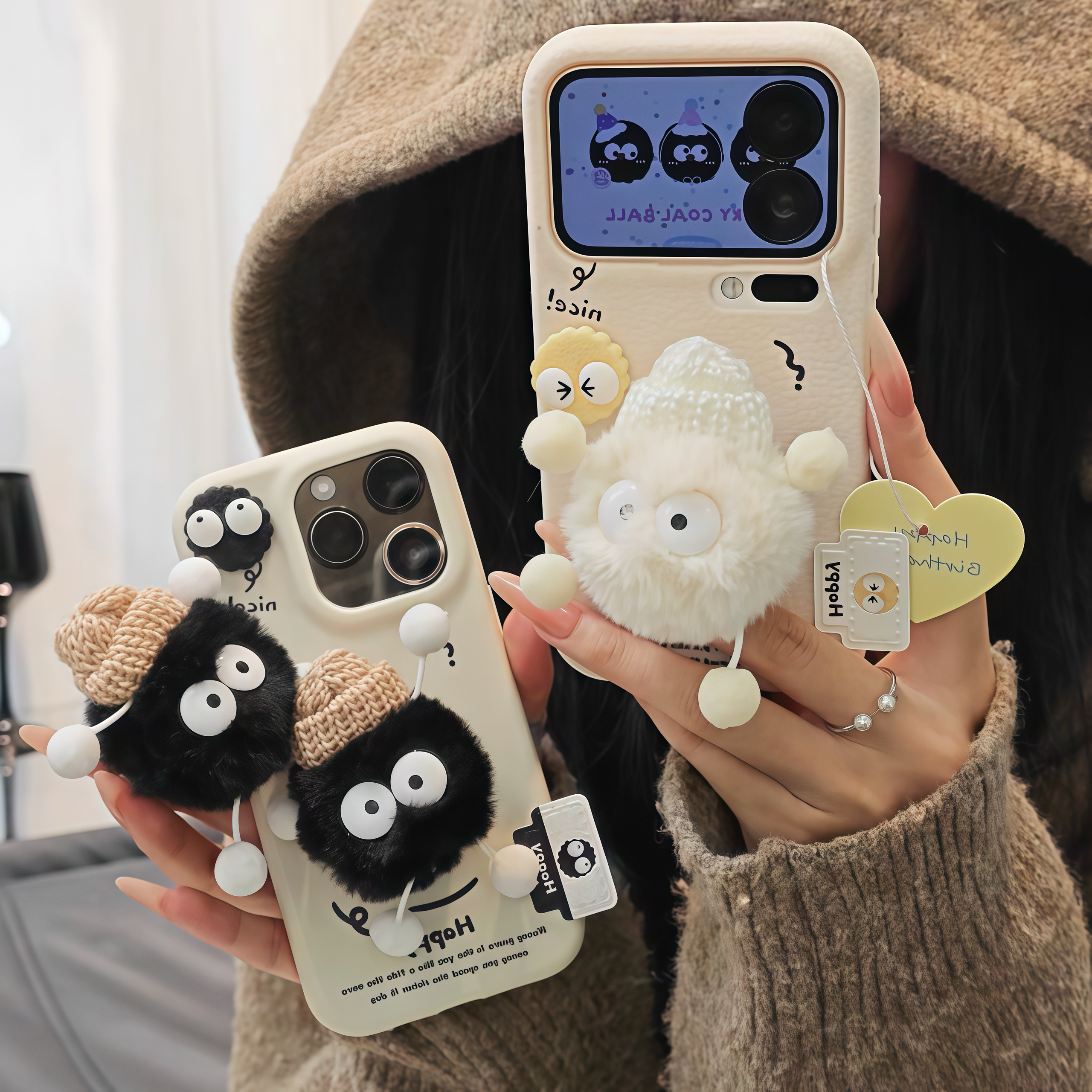 欧克里里毛绒煤球两件套标签适用苹果17手机壳华为vivo小米17oppo