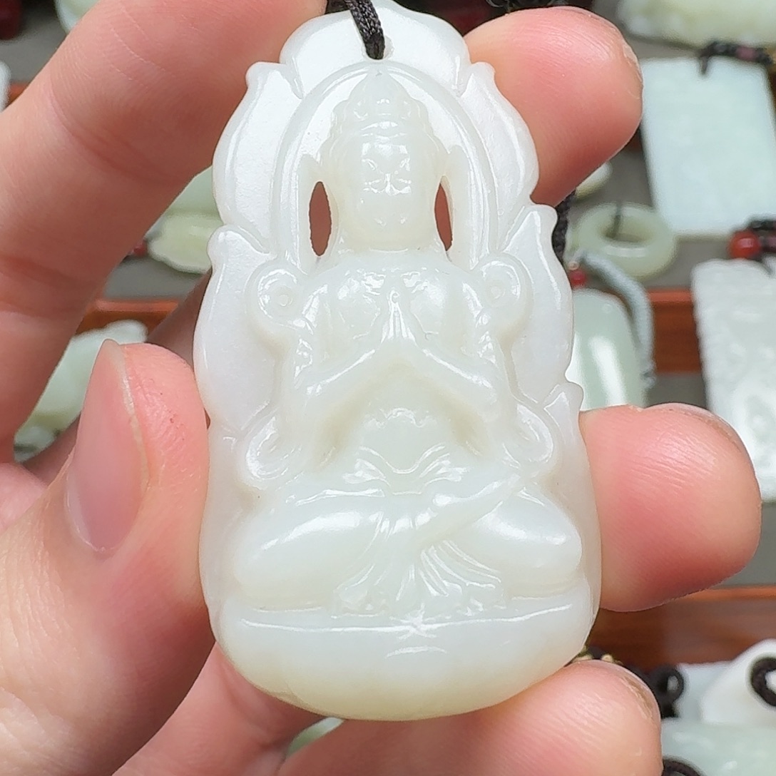 和田玉（糖玉）未镶嵌挂件