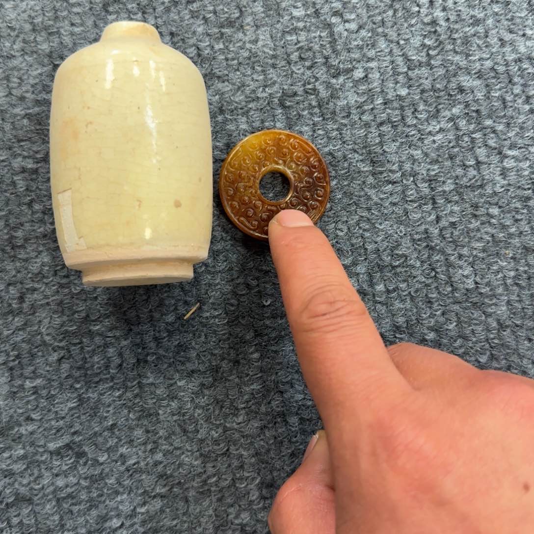 罐他**石瓷器等文物古迹和