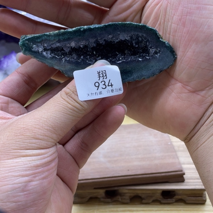 未镶嵌水晶大型摆件（非配饰）
