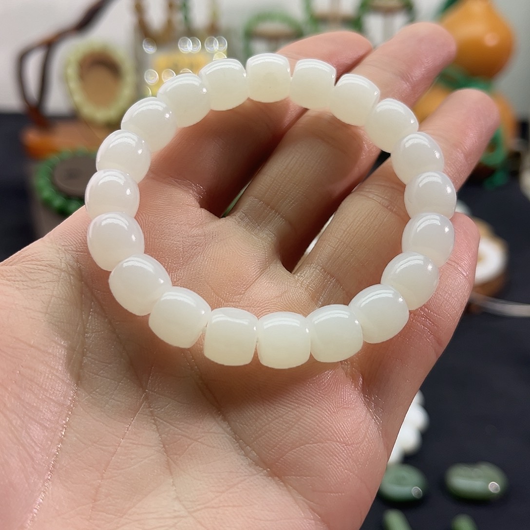 和田玉未镶嵌颈饰俄料-碧玉-老型直切手串-10mm