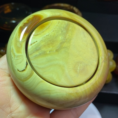 琥珀手镯未镶嵌我***？缅甸琥珀手镯