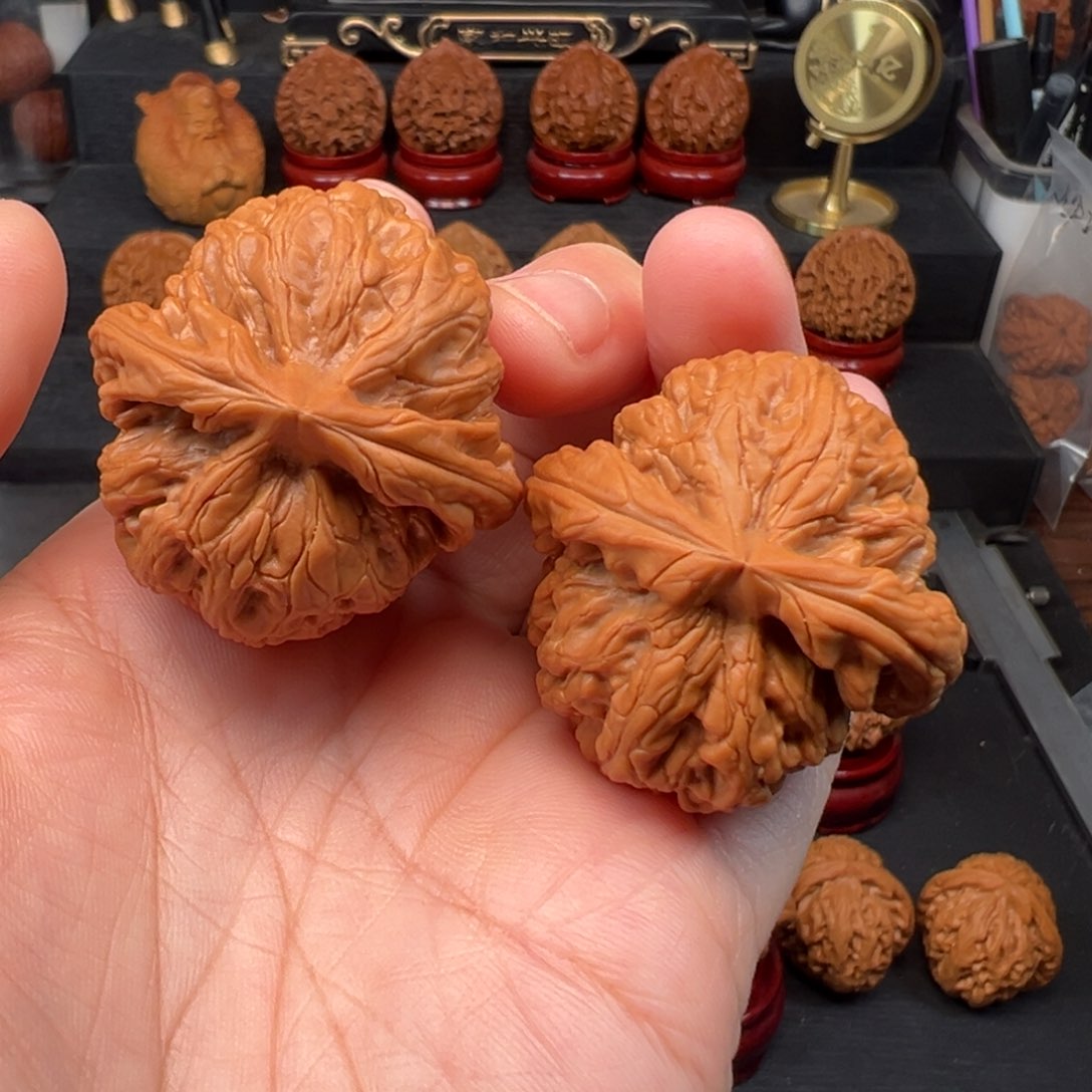 文玩核桃吊坠落*39全品红锦鲤