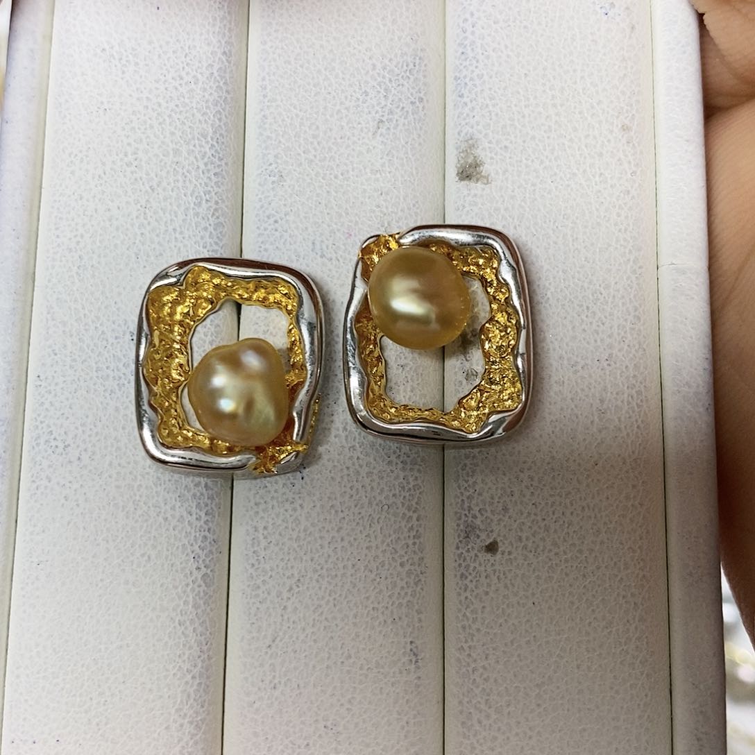 银S925镶嵌海水珍珠耳饰