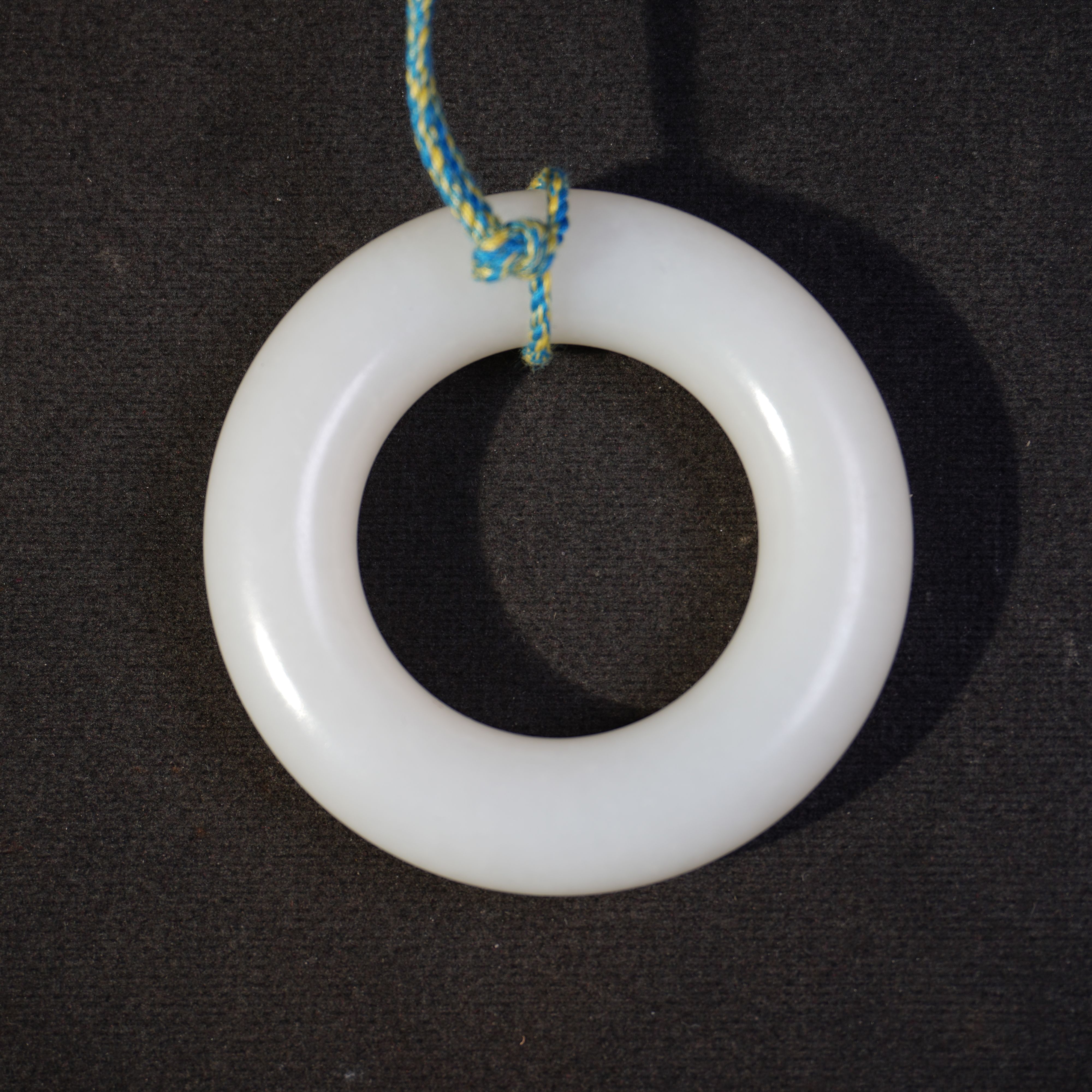 10SE42  清  和田玉玉环