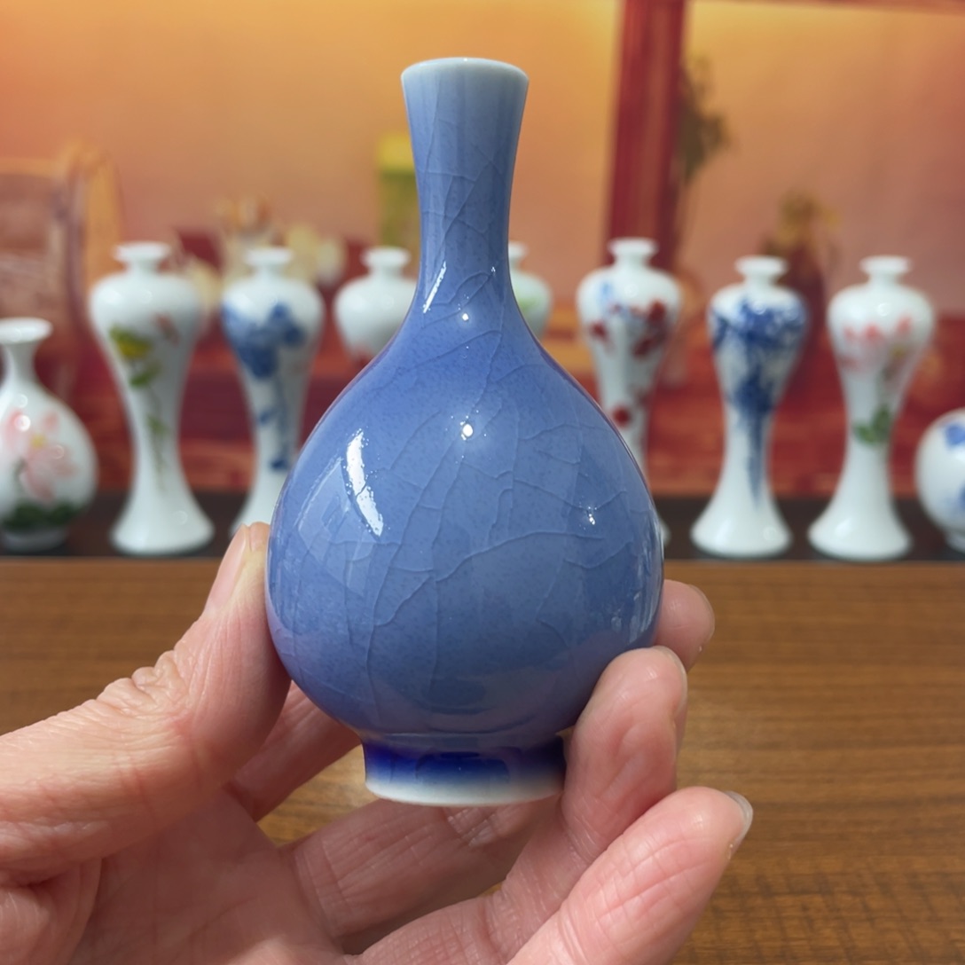 陶瓷景德镇小花瓶等着你