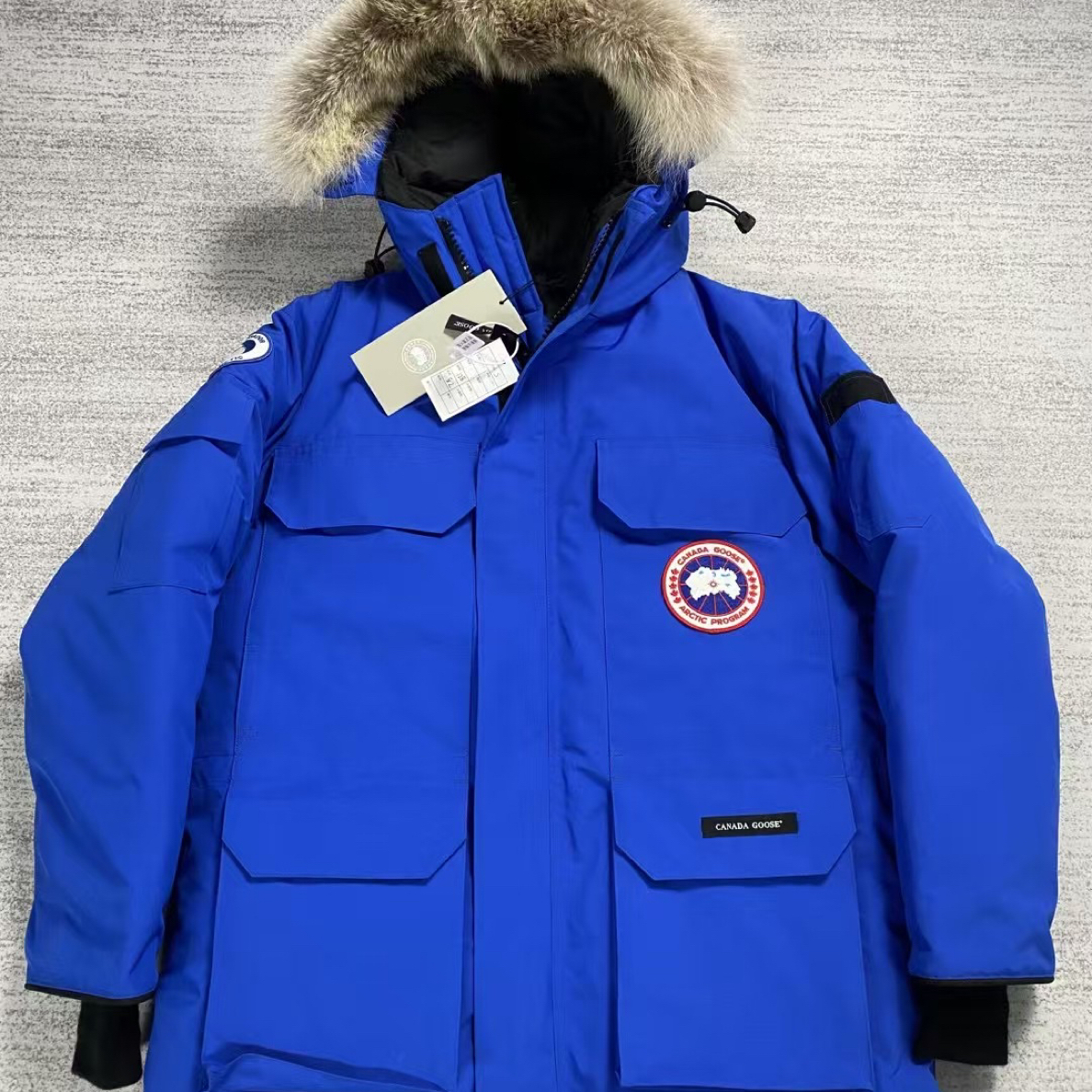 未使用 CANADA GOOSE 加拿大鹅 pbi蓝色远征expedition羽绒服S