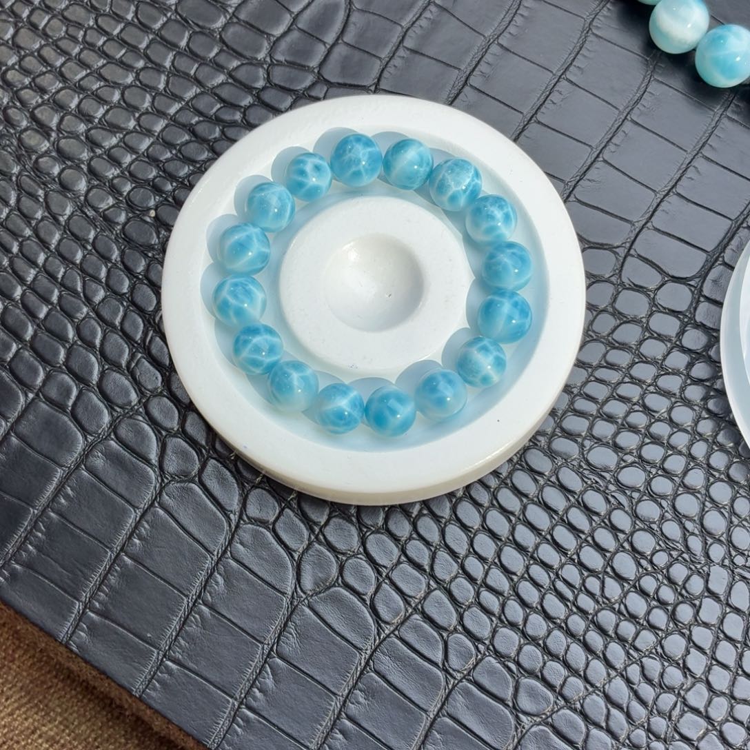 针钠钙石未镶嵌手串收藏级火山蓝海纹11+