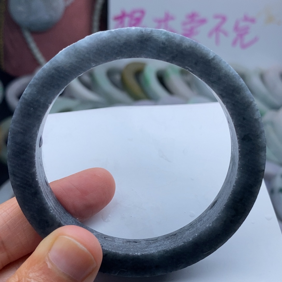 定制翡翠圆条未镶嵌
