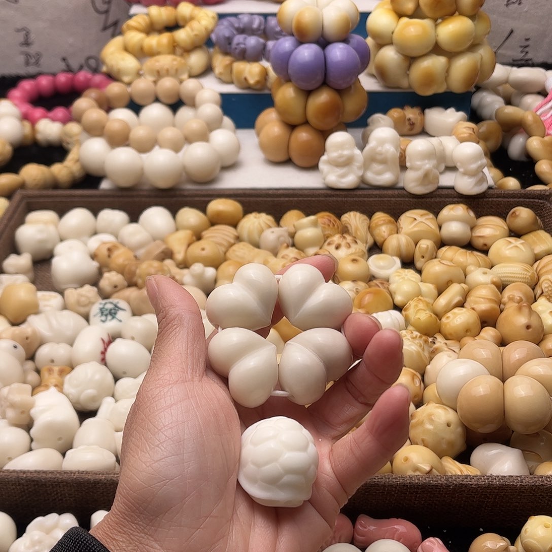 吊坠菩提根/象牙果