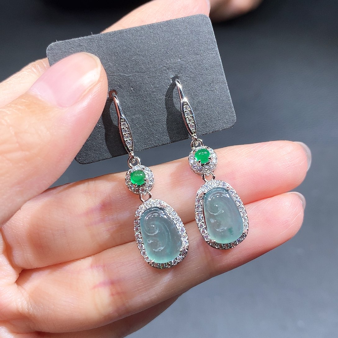 未镶嵌戒指翡翠翡翠