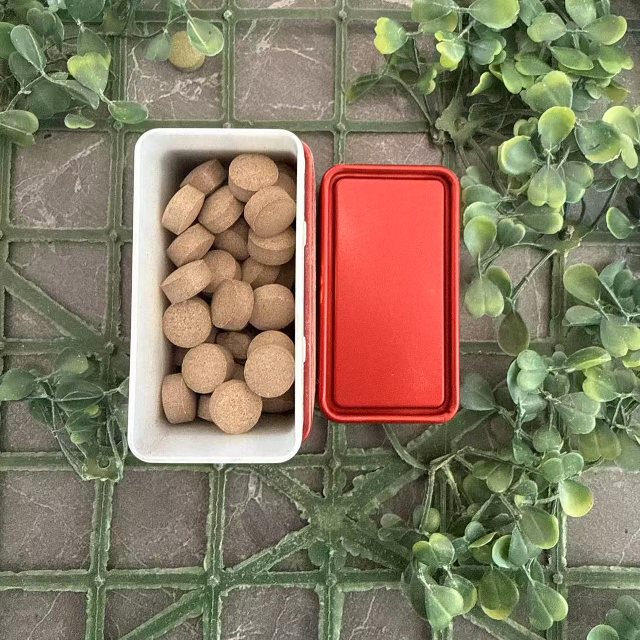  雨腾古茶  无字T书小红盒“立S 免YL”30g/盒（12月18）