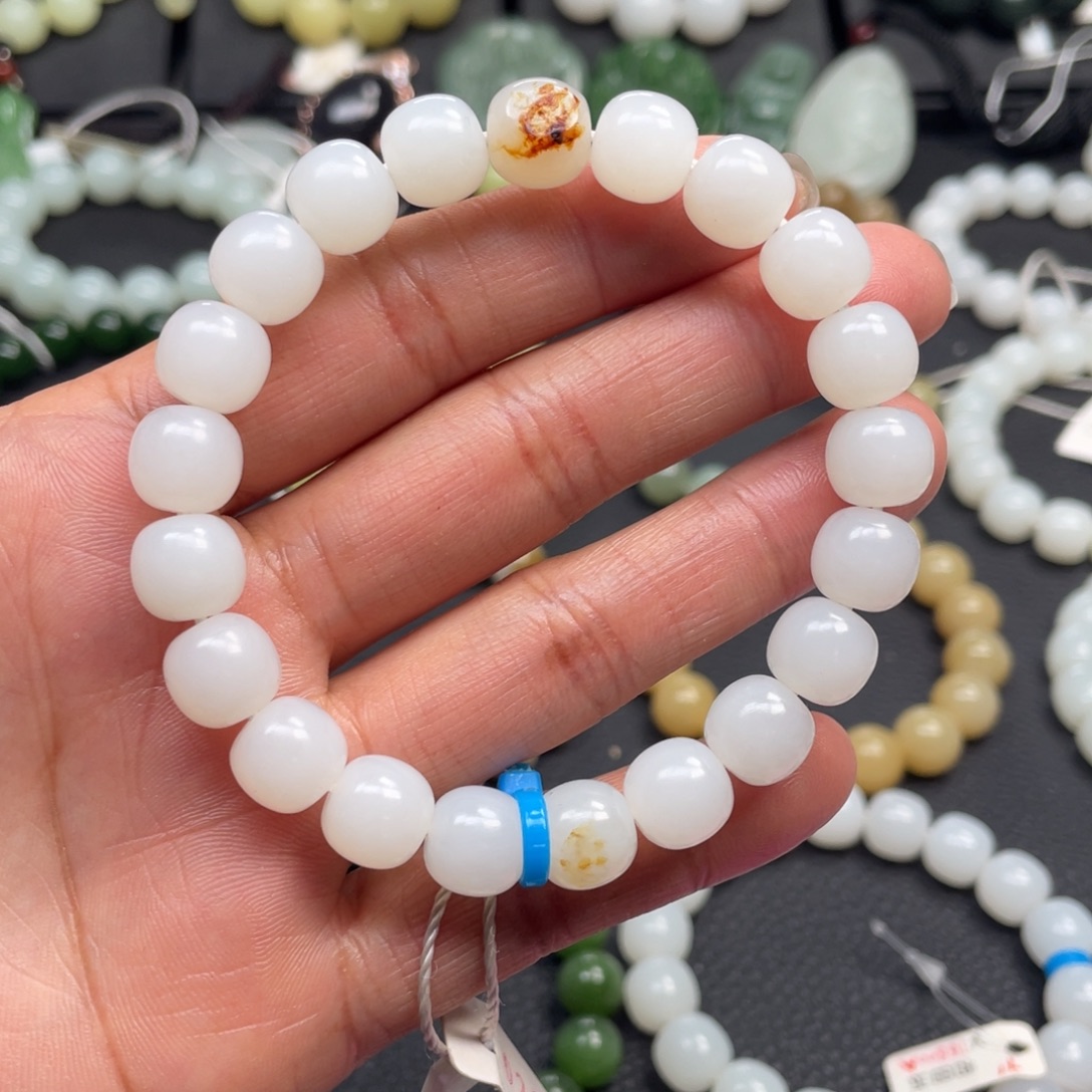 和田玉未镶嵌手链