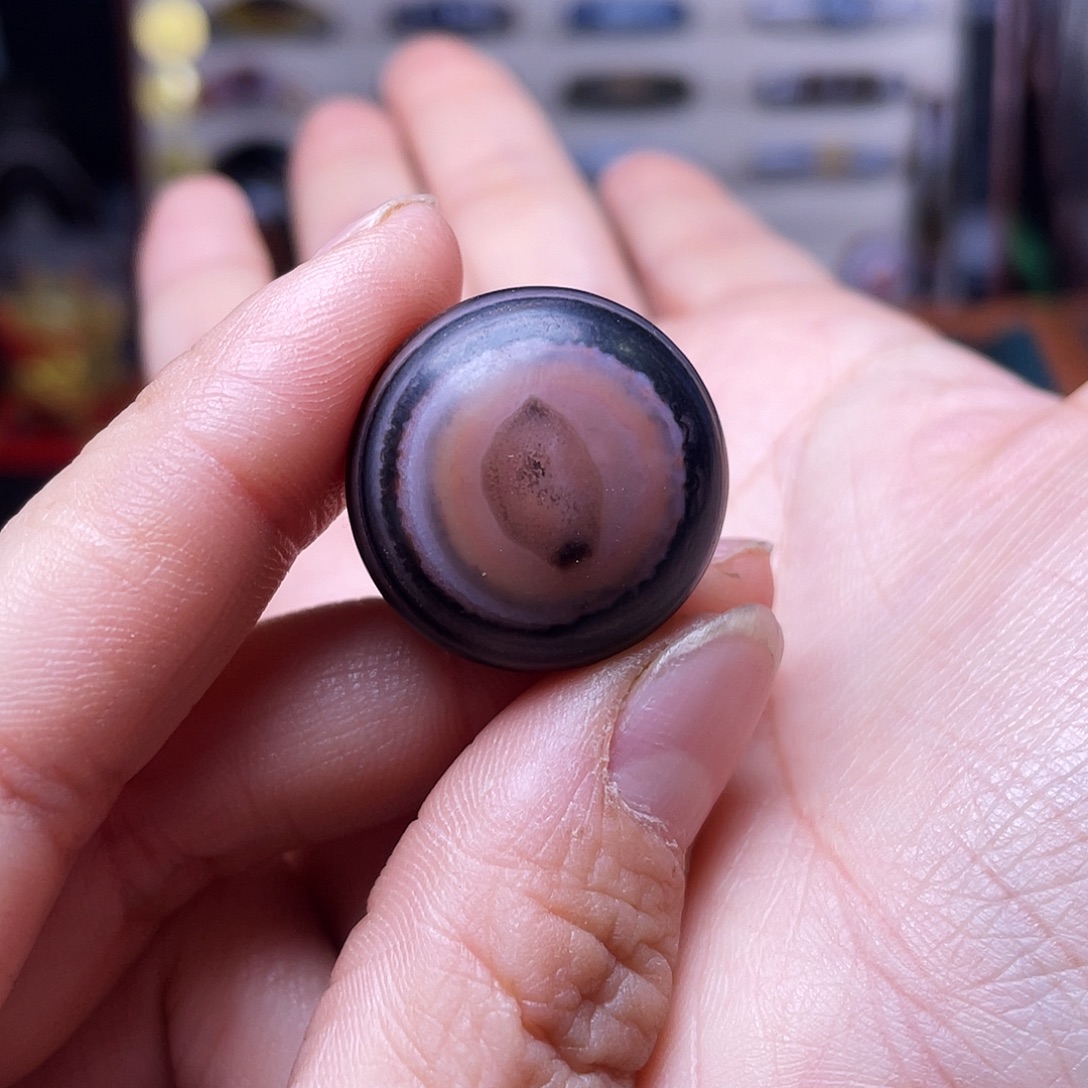 苗***鸭玛瑙/玉髓未镶嵌珠宝奇石