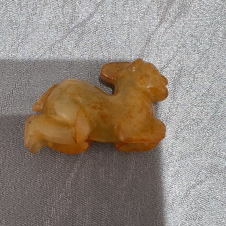 透闪石质玉未镶嵌颈饰