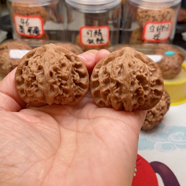 文玩核桃吊坠43宫灯