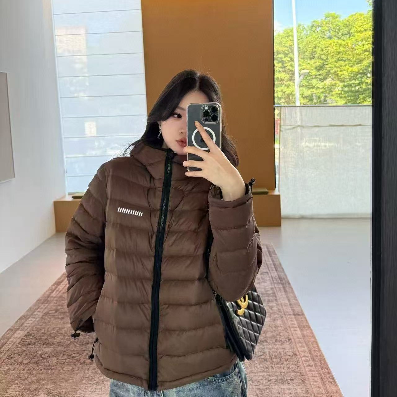 新款韩版连帽排骨轻盈保暖外套