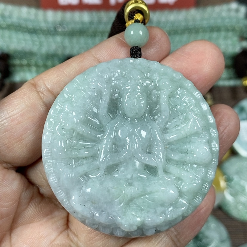 【闪购商品】翡翠颈饰未镶嵌玉吊坠翡翠玉厚装千手观音