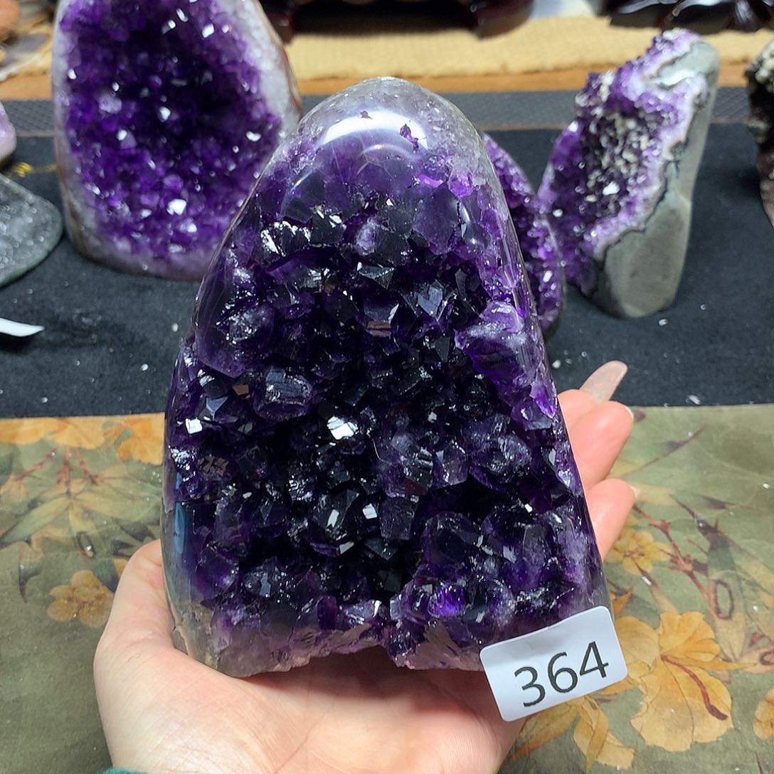 紫晶大型摆件（非配饰）未镶嵌