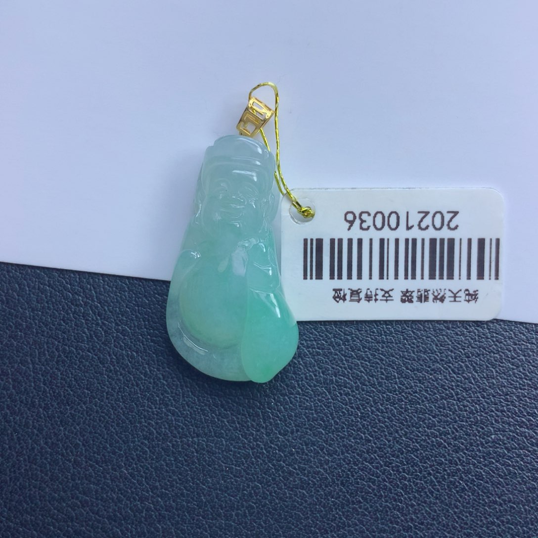 翡翠颈饰未镶嵌财爷