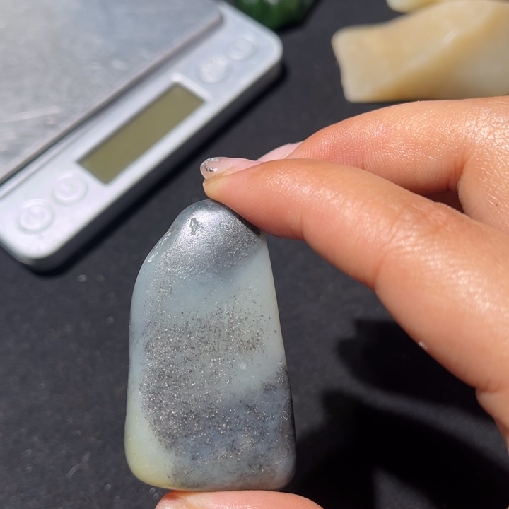 和田玉未镶嵌珠宝奇石