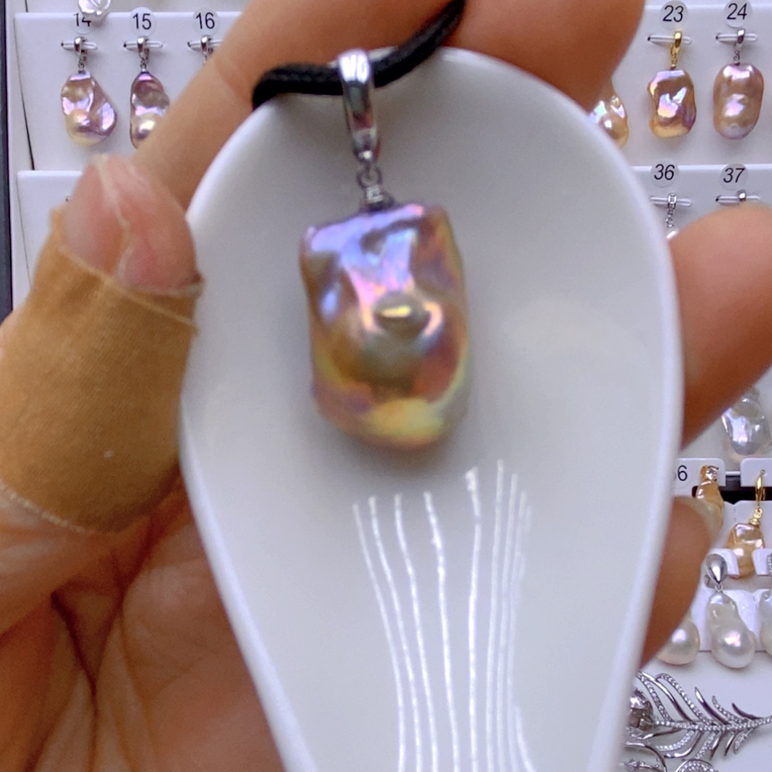 未镶嵌淡水珍珠颈饰