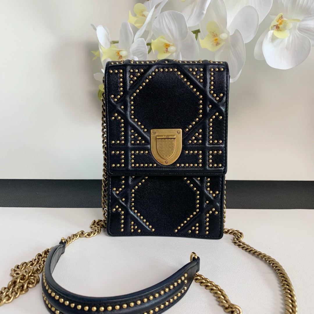95新 DIOR/迪奥 【98新/热门款】dior 盾牌手机包-2223