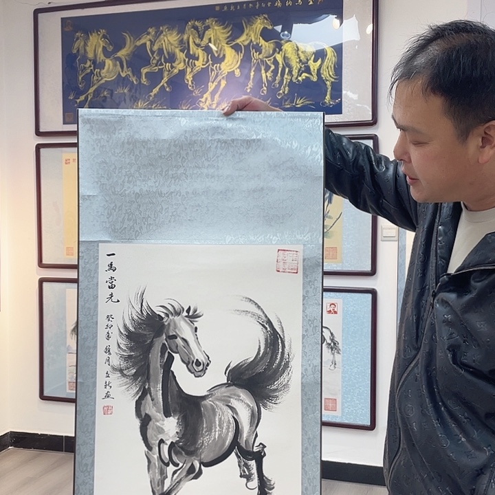 国画一马当先手绘作品