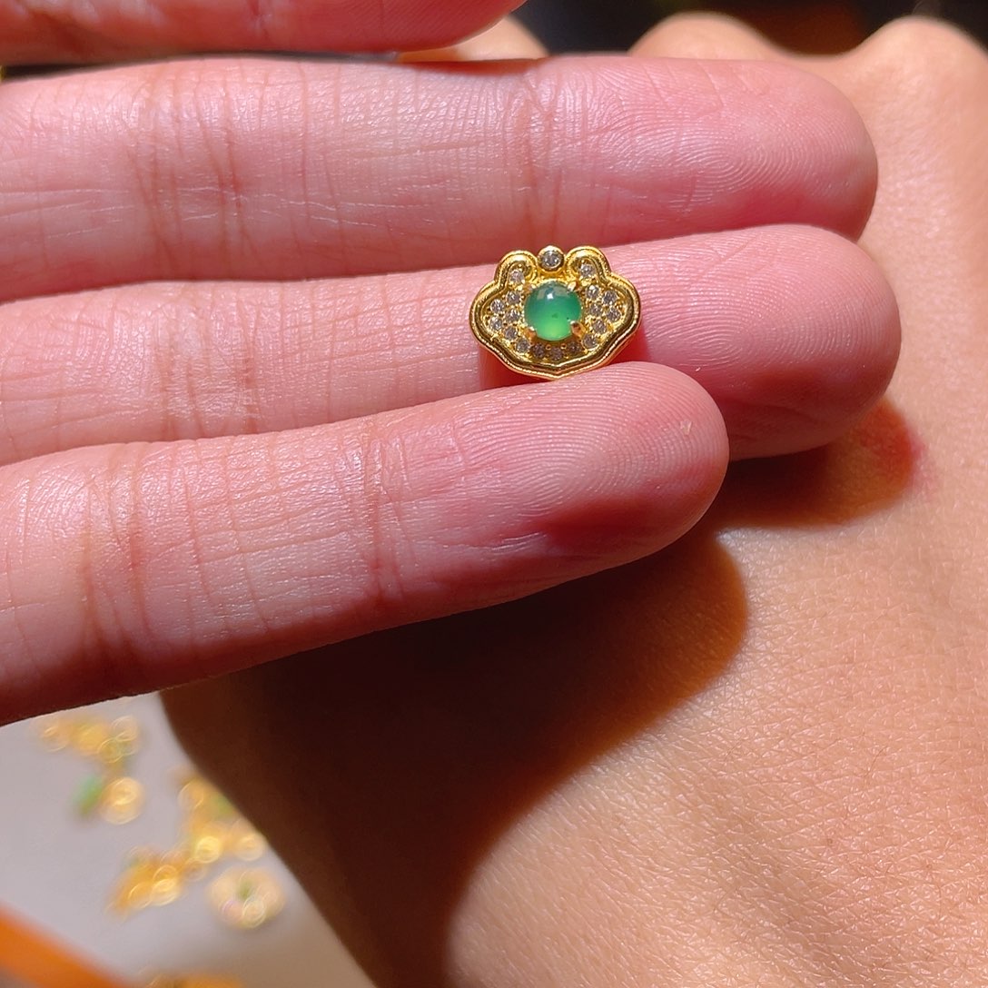 翡翠吊坠(不含链)银S925镶嵌