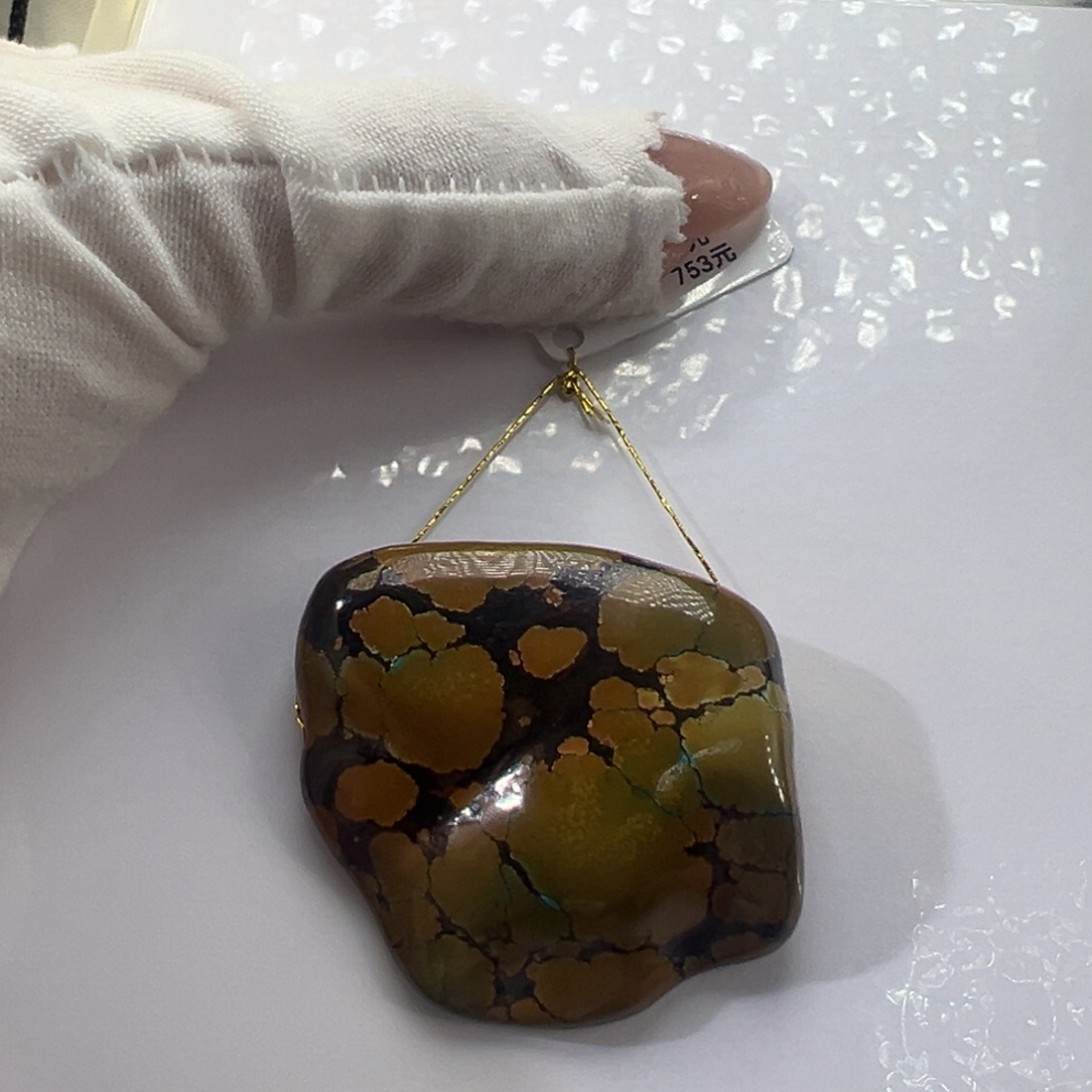 ****雯绿松石未镶嵌挂件