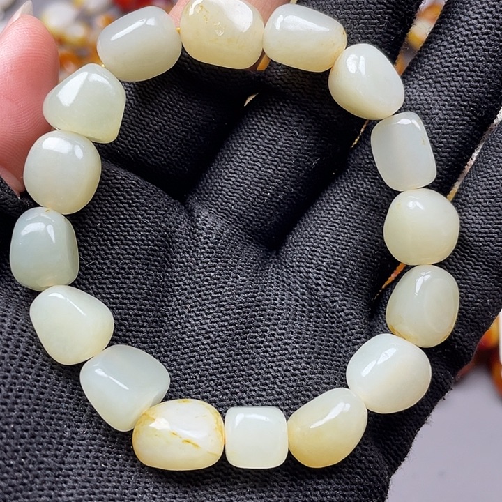 和田玉未镶嵌手链