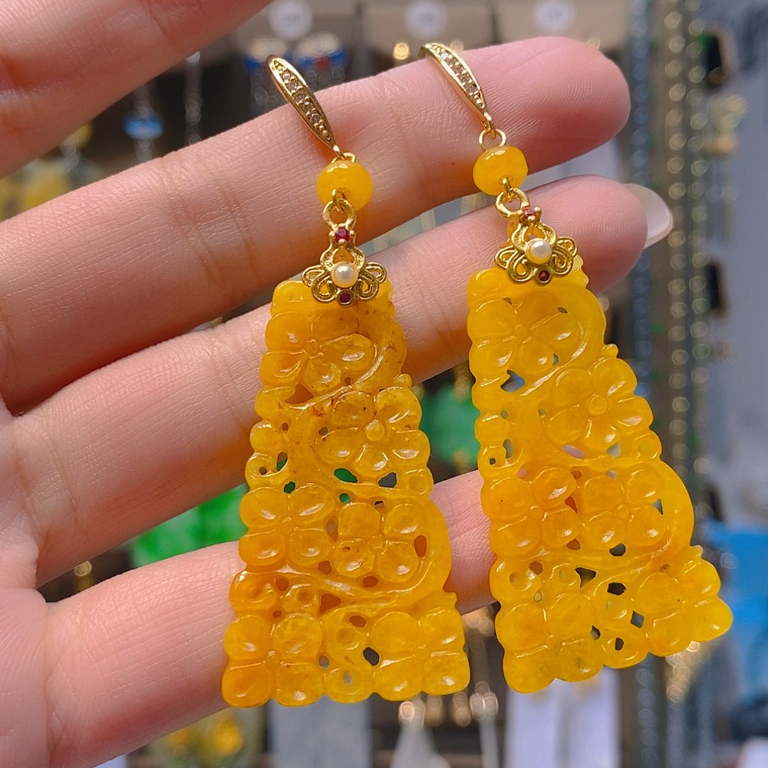 未镶嵌翡翠耳饰翡翠