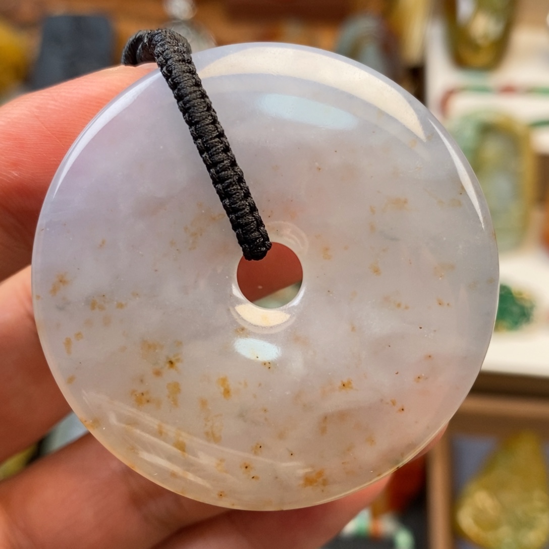 翡翠未镶嵌颈饰大平安扣