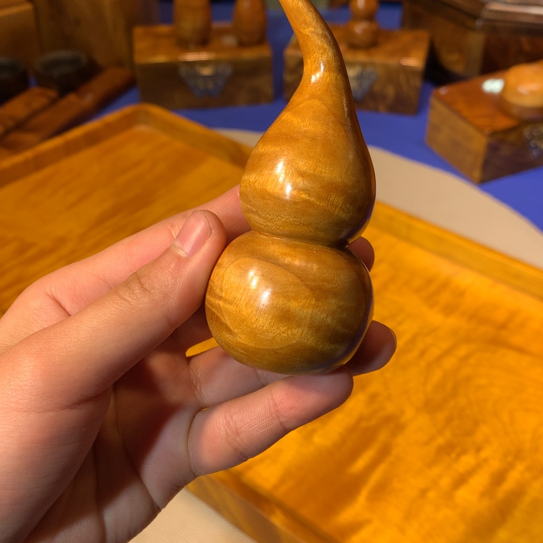 金丝楠金丝楠手把件