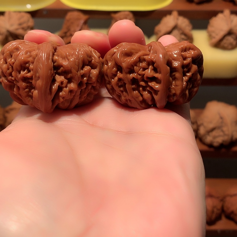 【闪购商品】文玩核桃把件四座楼元宝