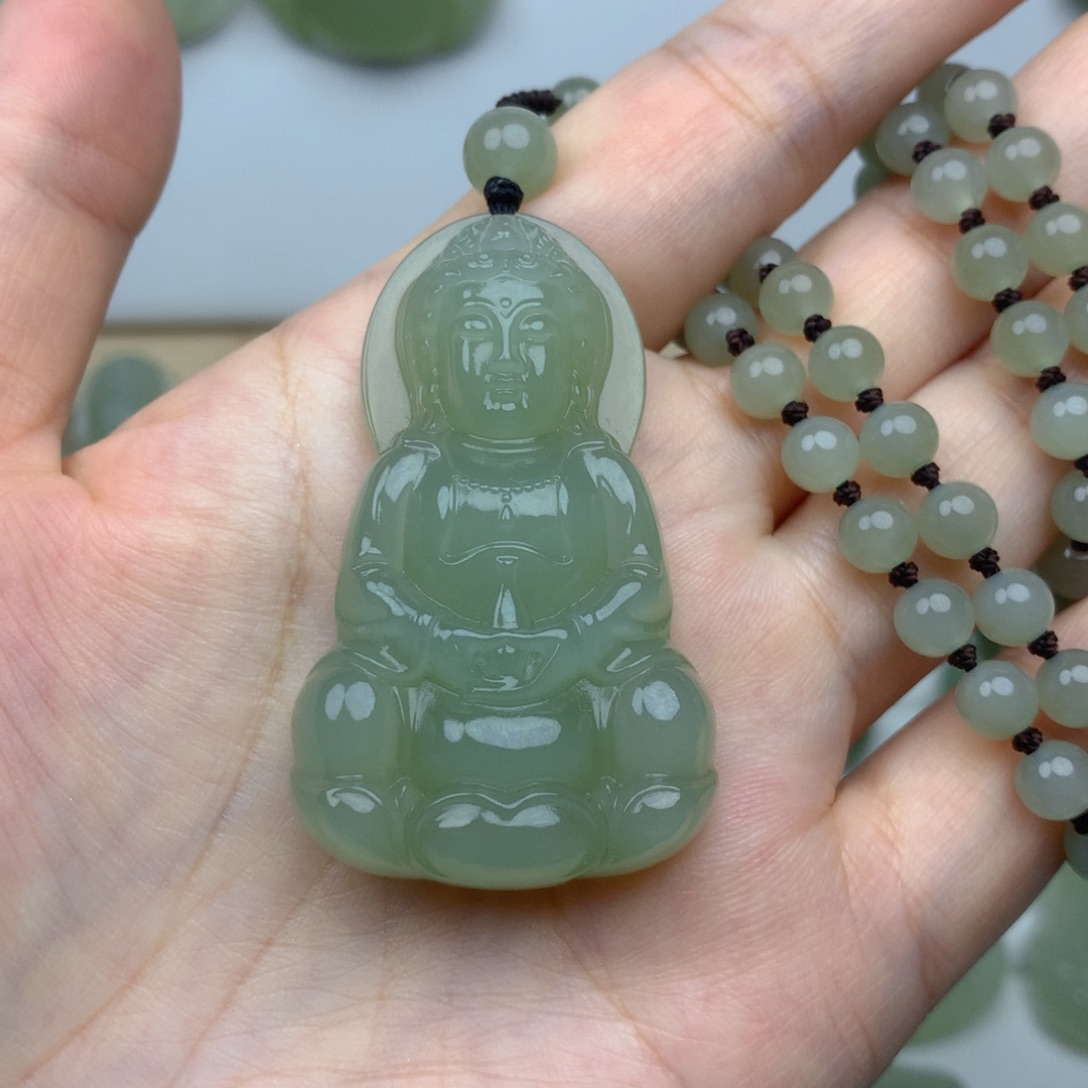 和田玉未镶嵌颈饰