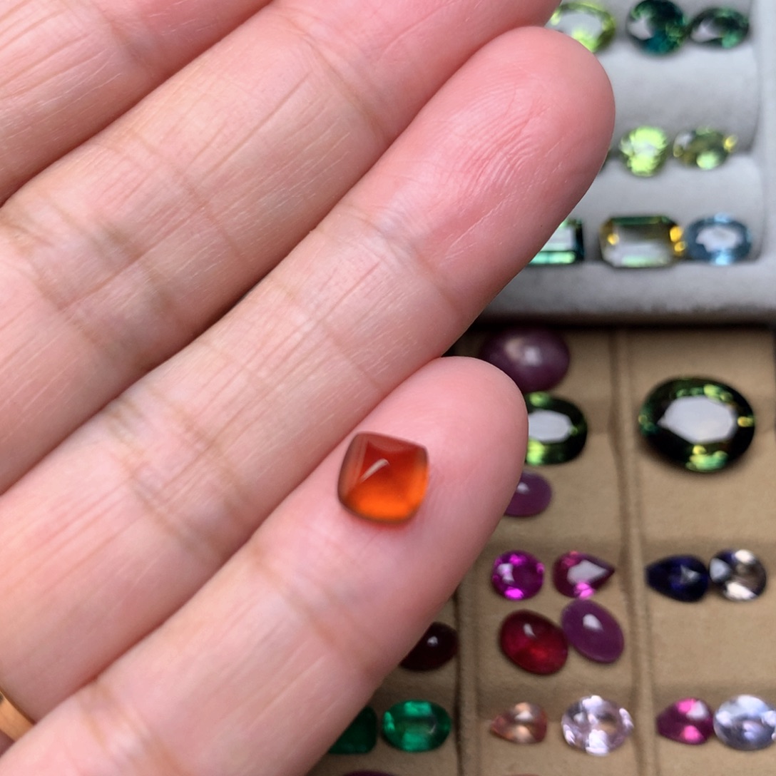 石榴石裸石一粒未镶嵌