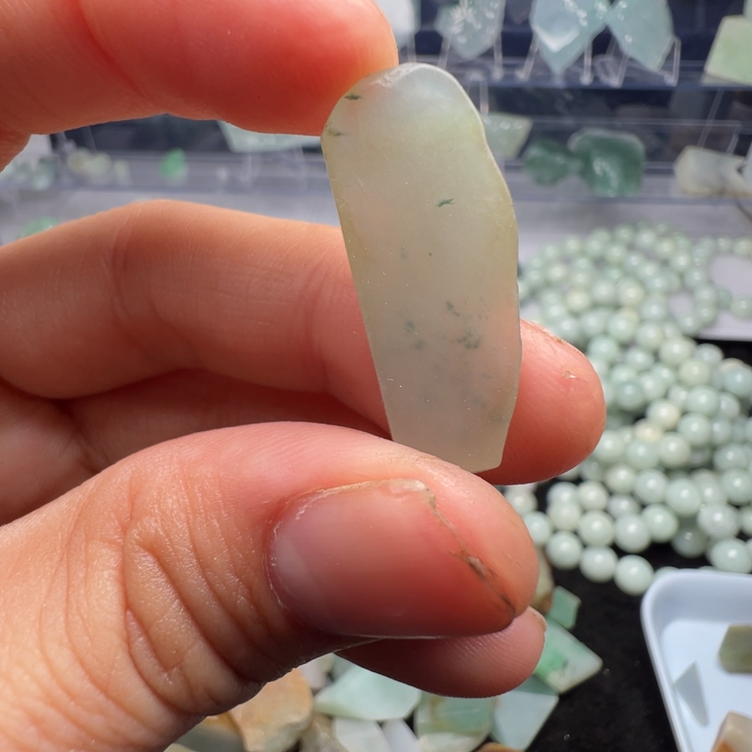 翡翠裸石缅甸翡翠A货