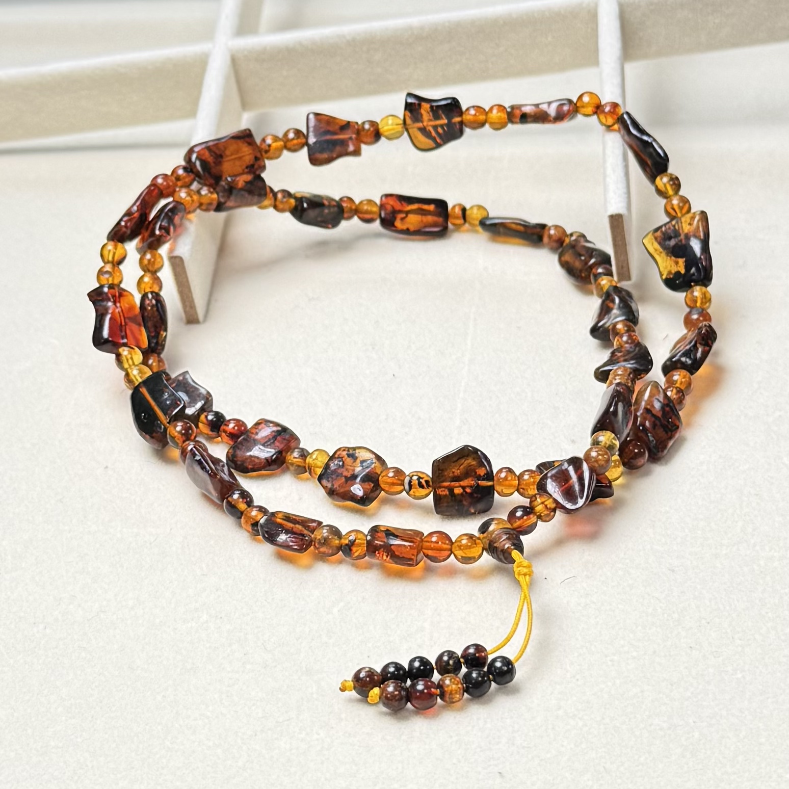 琥珀项链（多样性发其一）