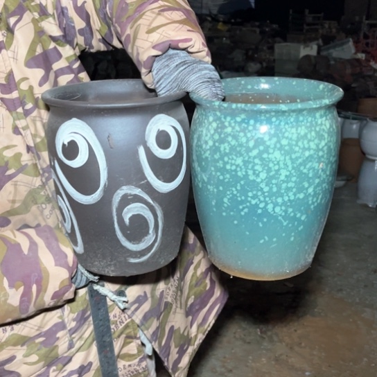 红陶口20高25瑕疵