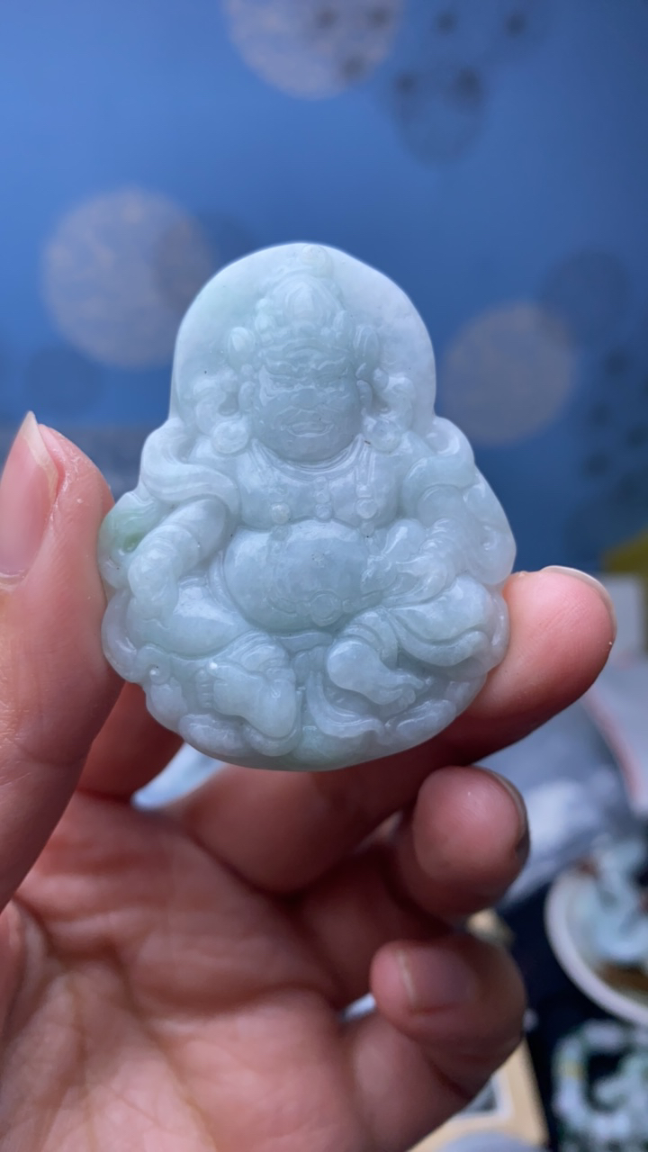 天然翡翠黄财神吊坠