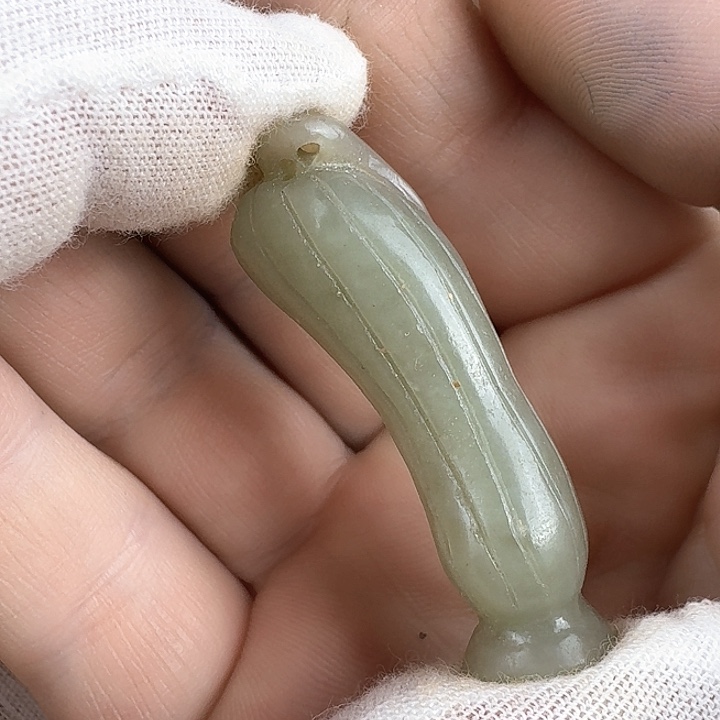 和田玉挂件未镶嵌红*椒