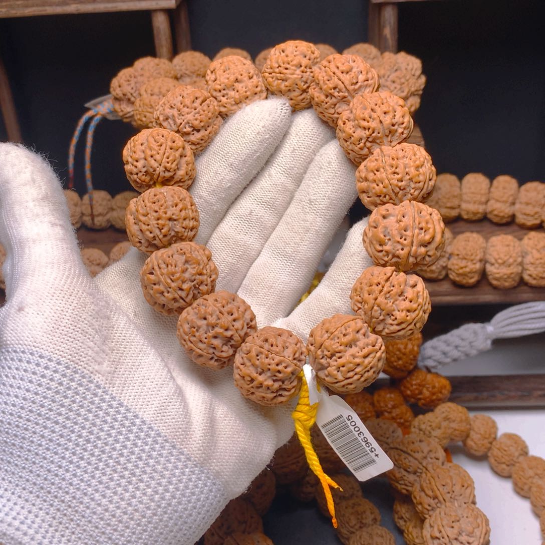 金刚菩提手串小**噢金刚菩提