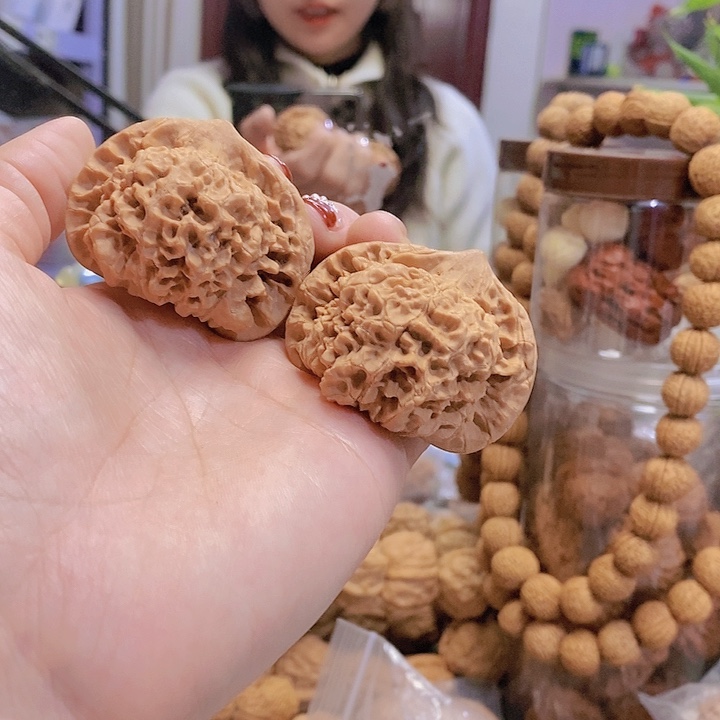 【闪购商品】文玩核桃把件50官帽