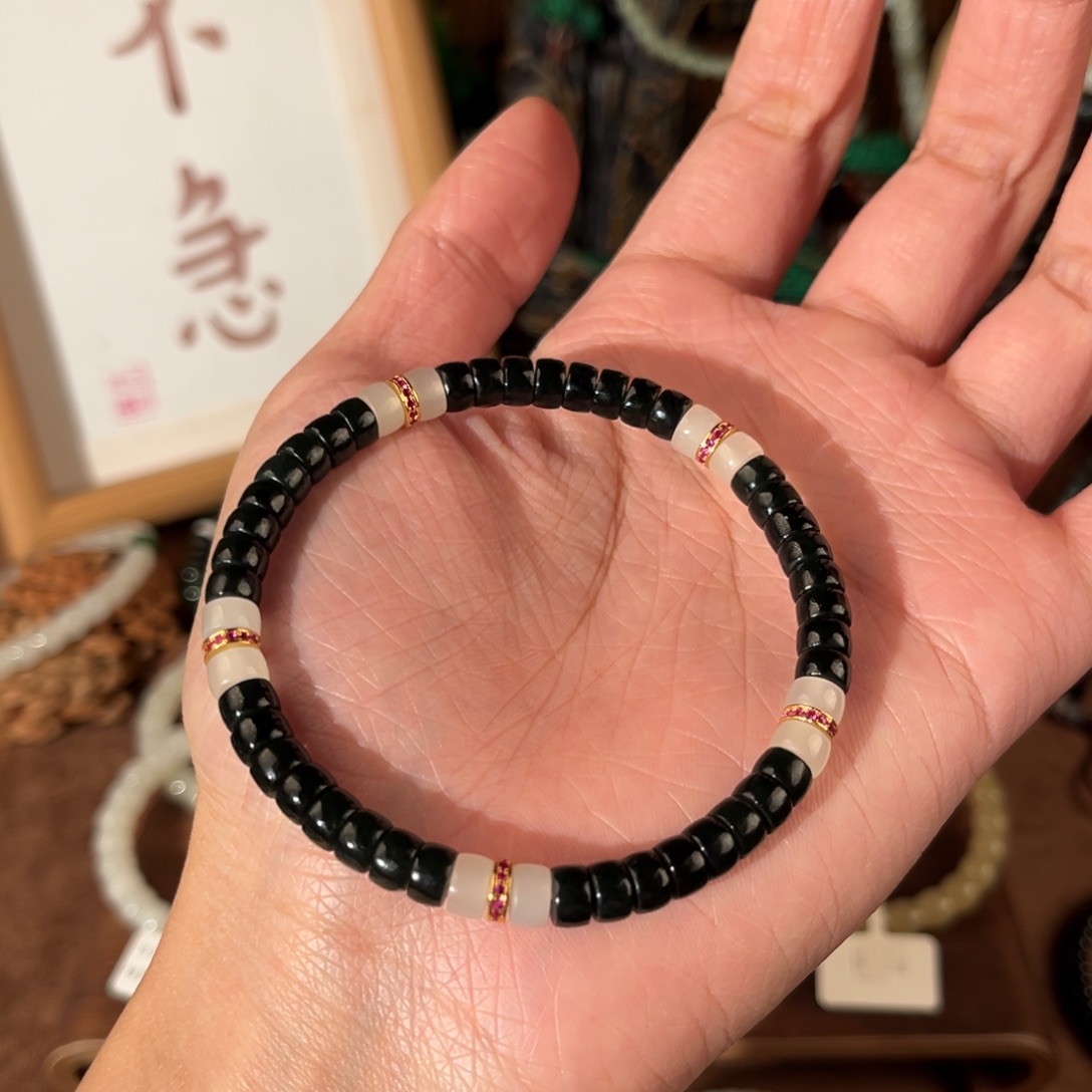 未镶嵌手链和田玉