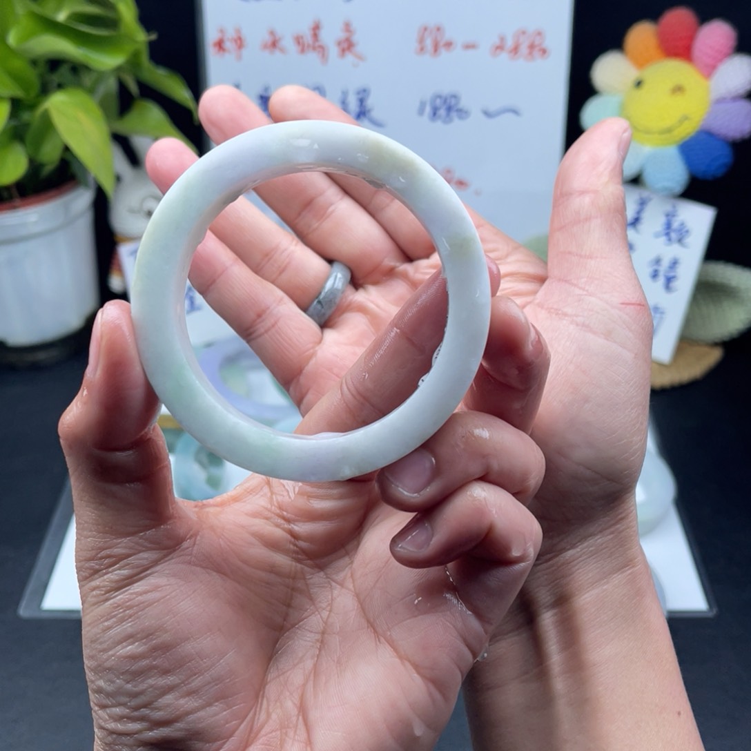 【闪购商品】定制翡翠57-59正圈未镶嵌手镯