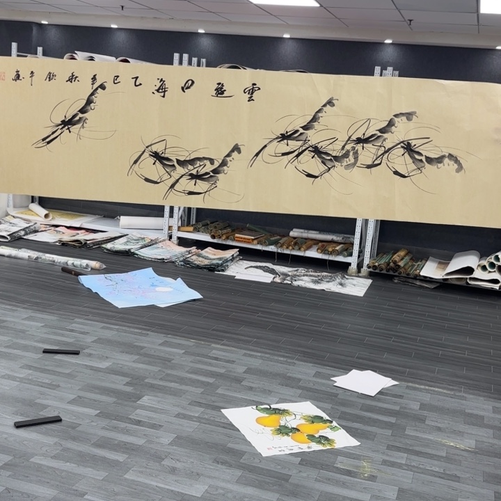 字画等多种形式的艺术作品和艺术