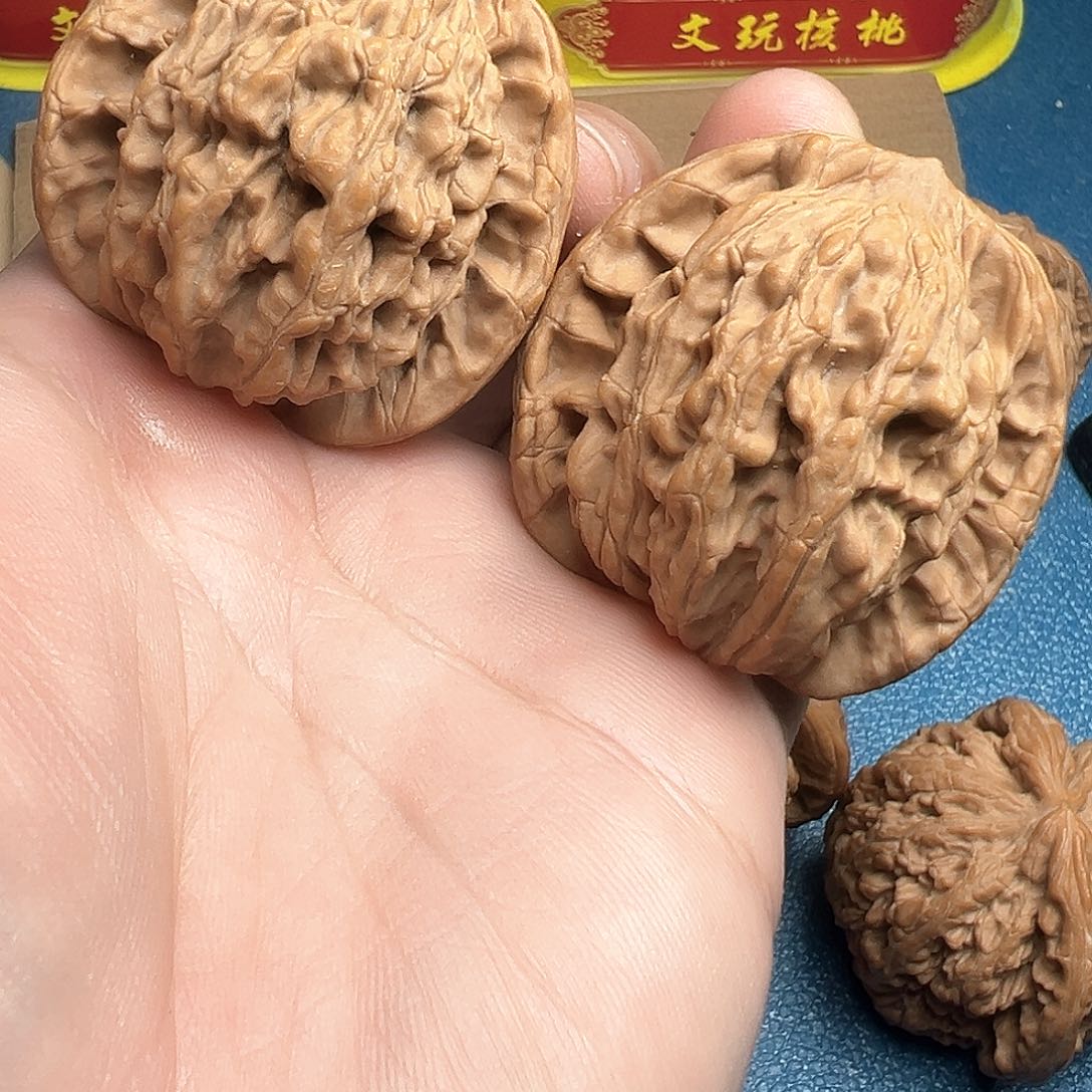文玩核桃把件45虎头
